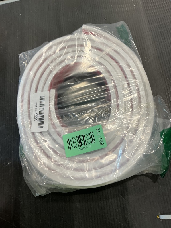 Photo 1 of *USED*
TriMold Peel and Stick Chair Rail Molding, Self-Adhesive Wall Trim for Home Decoration & Wall Protection, 3m x 3cm