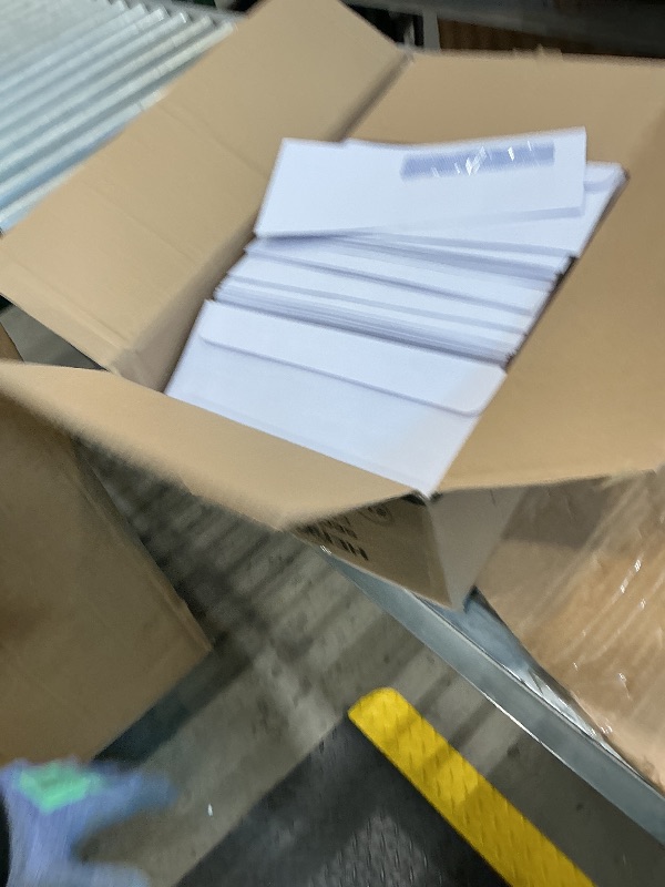 Photo 1 of 1000 Pack #10 Single Left Window SELF Seal Security Envelopes, Designed for QuickBooks Invoices & Business Statements, Computer Printed Checks Peel and Seal Flap, Size 4-1/8 x 9-1/2 Inches, 24 LB