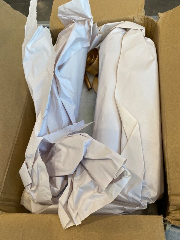 Photo 1 of *MINOR DAMAGE - USED*
Hewory Gold Hurricane Candle Holders: Brass Candlestick Holders Set of 6 Tall Taper Candle Holders for Candlesticks Candle Sticks Holder Decor for Table Centerpiece Wedding Party Christmas Decorations