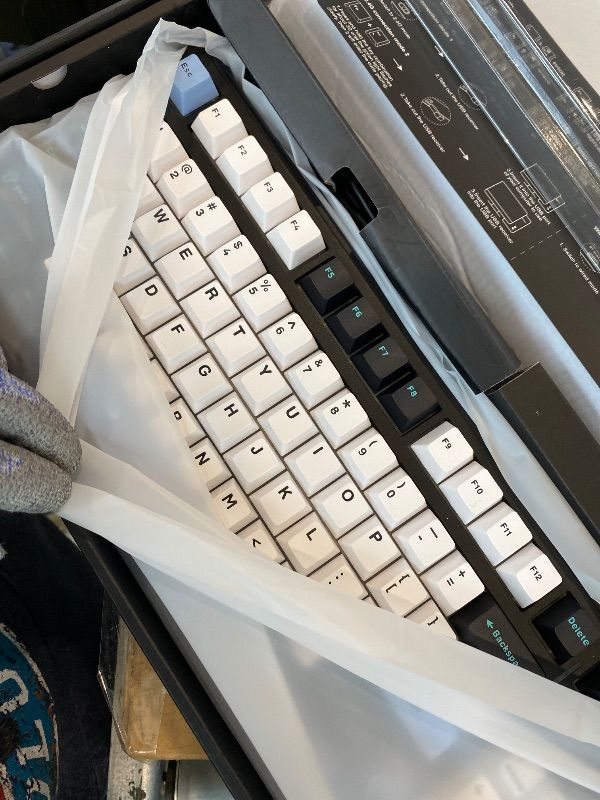 Photo 1 of *UNTESTED*
AULA F99 Wireless Mechanical Keyboard,Tri-Mode BT5.0/2.4GHz/USB-C Hot Swappable Custom Keyboard,Pre-lubed Linear Switches,RGB Backlit Gaming Keyboards for PC/Tablet/Xbox/PS4/PS5