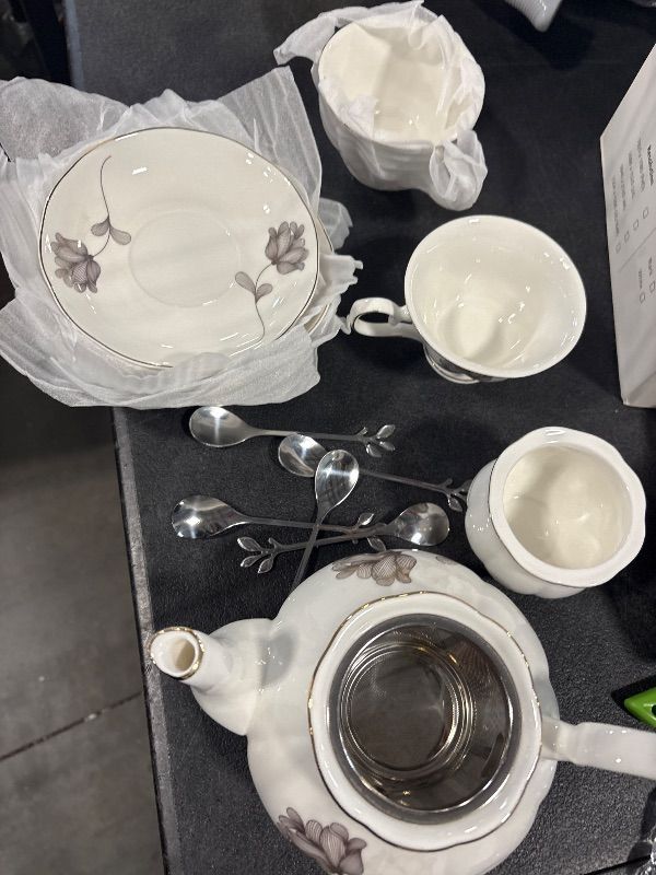 Photo 1 of **MISSING PARTS**LOOK AT LIVE PHOTO**
CHENP.HMC Porcelain Ceramic 22-Piece Tea Set, Teapot and Cup Set, 30.7 Ounces, for 6, Gift Sets, Tea or Coffee Lovers, Wedding, Birthday