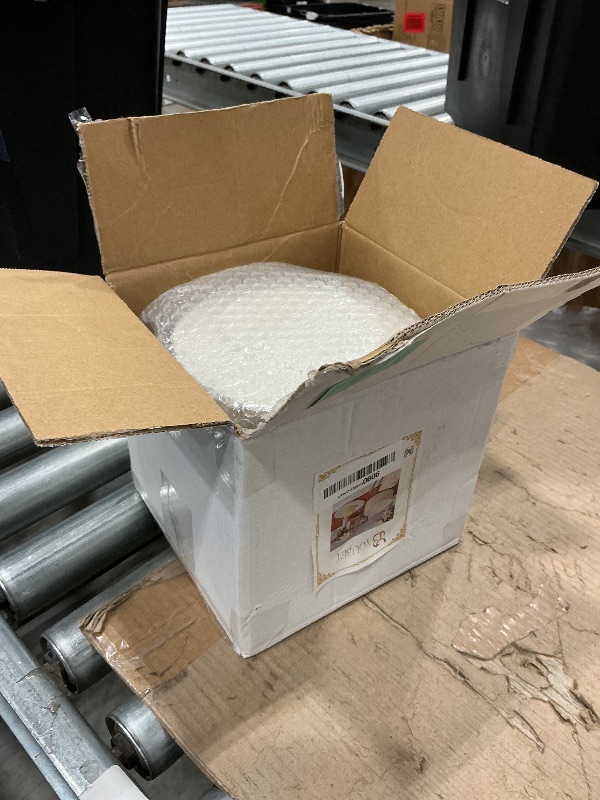 Photo 1 of *USED*
YOUBET 100PCS Ivory Scalloped Plastic Plates - Heavy Duty Disposable Fancy Hard Plates Include 50 Dinner Plate, 50 Dessert Plate, for Wedding & Party