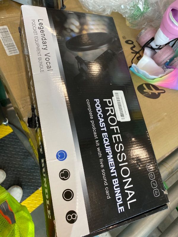 Photo 1 of *MINOR DAMAGE - USED*
Podcast Equipment Bundle, BM-800 Recording Studio Package with Voice Changer, Live Sound Card - Audio Interface for Laptop Computer Vlog Living Broadcast Live Streaming YouTube TikTok (AM100-V8)