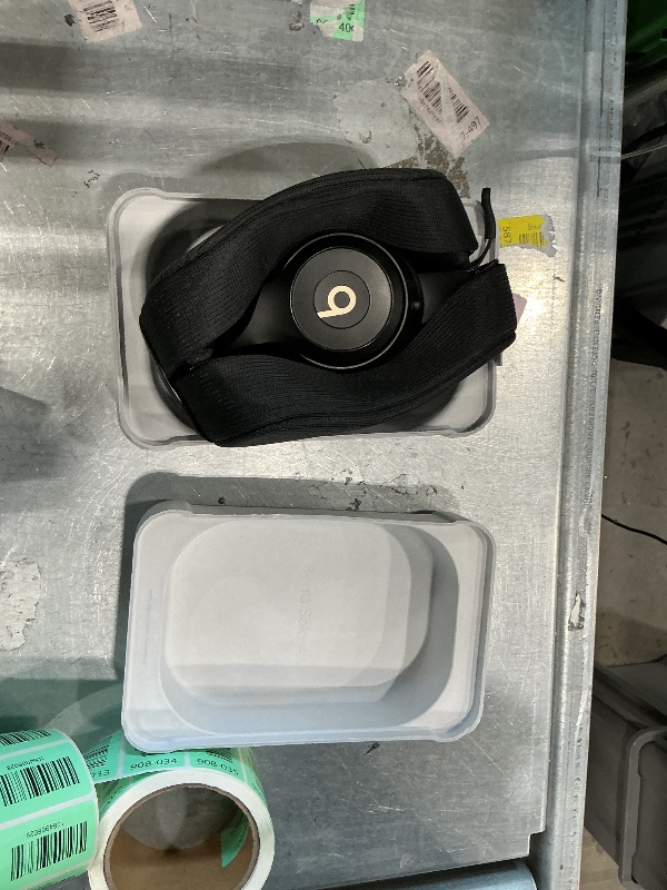 Photo 1 of *UNTESTED*
Beats Solo 4 - Wireless On-Ear Bluetooth Headphones, Up to 50-Hour Battery Life, Ultra-Lightweight Comfort, Powerful and Balanced Sound, Apple & Android Compatible - Black & Gold