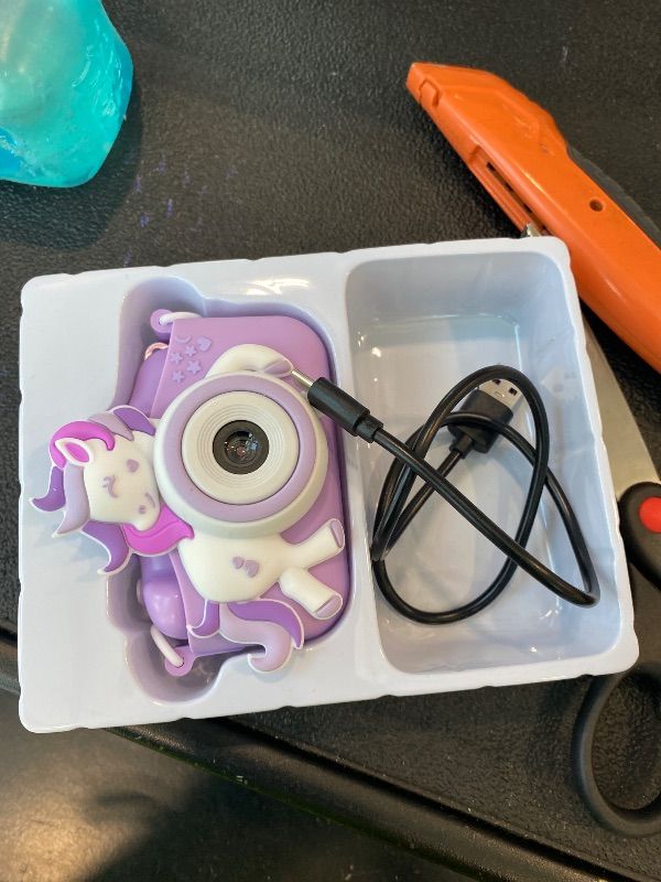 Photo 1 of ***MISSING ACCESSORIES*** Kids Camera for 3-8 Years Old Toddlers Childrens Boys Girls Selfie Camera 20 MP HD 1080P IPS Screen Dual Digital Toy Camera for Kids Christmas Birthday Gifts with 32Gb Card