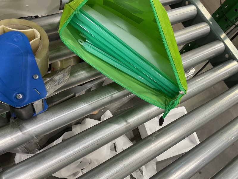 Photo 1 of ?Upgrade?Cadrim Reusable Extra Thick Silicone Food Storage Bags - 6 Packs Zipper Freezer Bags For Marinate Meats Sandwich, Snack, Cereal,Fruit Meal Prep, Leakproof, Dishwasher-Safe Lunch Storage Bags