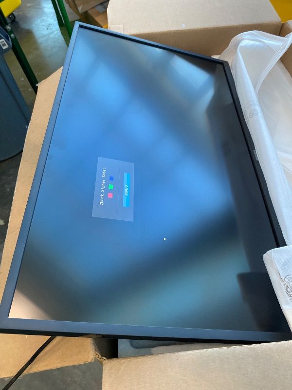 Photo 1 of **FOR PARTS**SAMSUNG 32" UJ59 Series 4K UHD (3840x2160) Computer Monitor,VA Panel, HDMI, Display Port, Eye Saver/Flicker Free Mode, FreeSync, LU32J590UQNXZA, Black