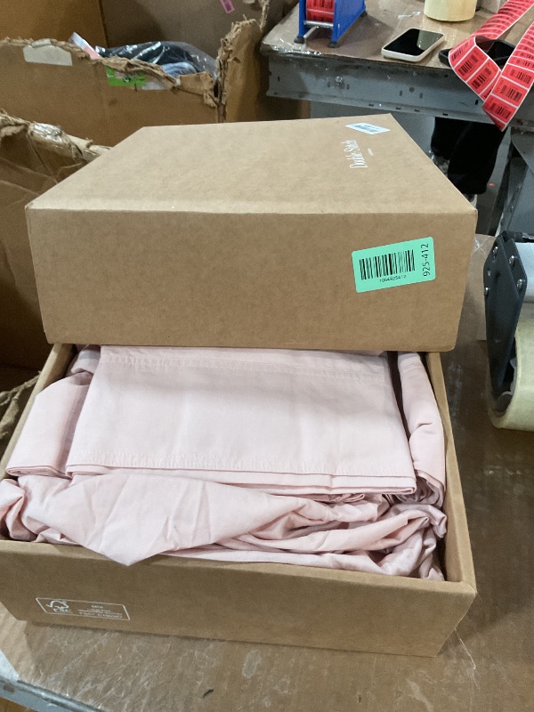 Photo 1 of Double Stitch Queen Size Sheet Set,4PCS Soft & Breathable Cotton Organic Cotton Queen Sheet Set,Luxury 300 TC Sateen Weave Bed Sheets for All Season,100% GOTS Certified Long Staple Cotton,Sepia Rose