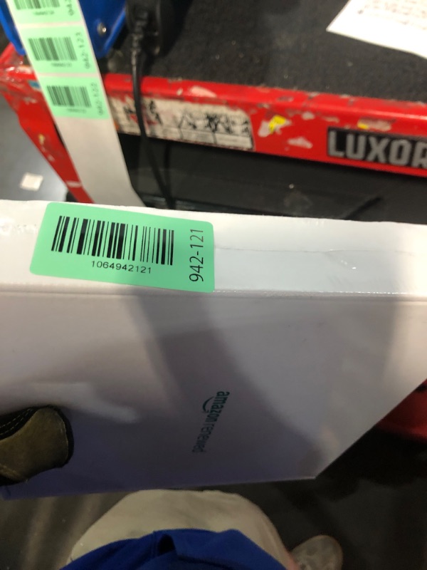 Photo 1 of ***FACTORY SEALED***Apple iPhone 16 Pro, US Version, 256GB, White Titanium - Unlocked (Renewed Premium)