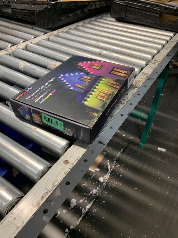 Photo 1 of  IP67 Waterproof Eaves Lights for Christmas Halloween Holiday Party Garden Daily Decorations1064944496
