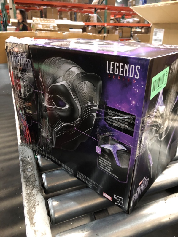 Photo 1 of (NEEDS BATTERIES) Marvel Legends Black Panther Electronic Roleplay Helmet