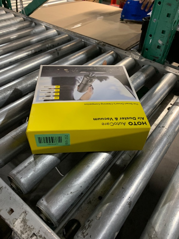 Photo 1 of ***MISSING ATTACHMENTS***
HOTO Handheld Car Vacuum Cleaner Cordless, 4-in-1 Portable Mini Vacuum with 20000Pa Strong Suction, Electric Compressed Air Duster Blower for Car, Desk, Computer, Keyboard, Home, Office Cleaning