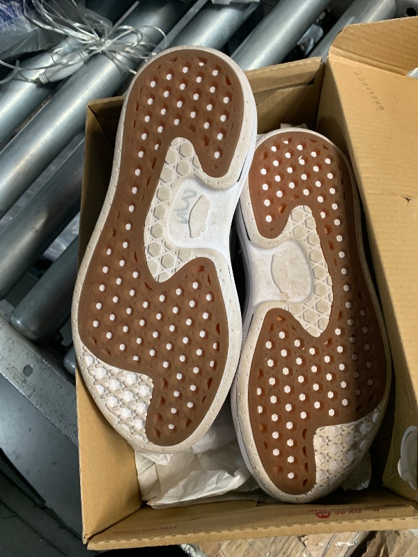 Photo 1 of ***(HEAVILY USED/ MINOR DAMAGE)***Vans Women's Range EXP Shoe | Athletic Fashion Sneakers for Walking, Hiking & Everyday Wear, Black/White, 6.5