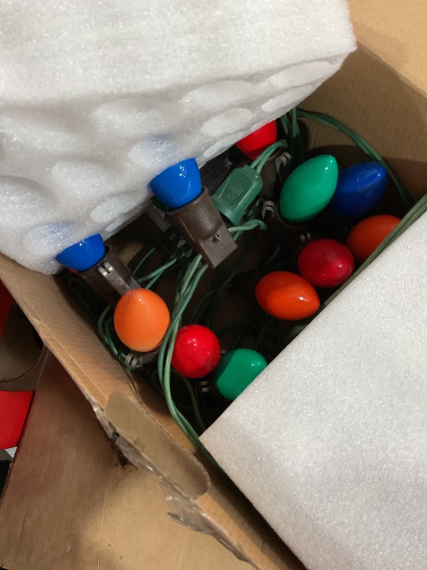 Photo 1 of **MISSING SOME**PASUTO 50FT C9 Multicolor Christmas Lights Outdoor, Vintage Christmas Lights Green Wire with 50+5 Multicolored C9 Ceramic Bulbs, Hanging String Light for Xmas Tree Home Yard Party Decor, 7W, E17 Base