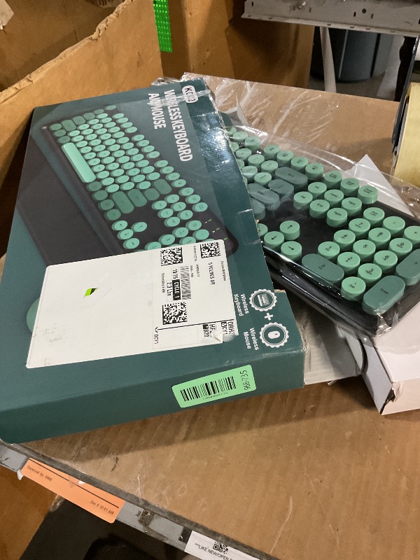 Photo 1 of ***MISSING PARTS***
Wireless Keyboard and Mouse Combo-Round Keycaps, Full-Size Retro Typewriter Keyboard with Detachable Wrist Rest, Sleep Mode & Tilt Legs, 2.4GHz Cordless Connection for Mac/Windows/PC (Black & Green)