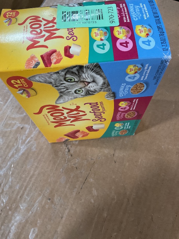 Photo 1 of ***BEST BY NOV 23 2026***Meow Mix Seafood Favorites Chunks in Gravy Wet Cat Food Variety Pack, 2.75 Ounce (Pack of 12)