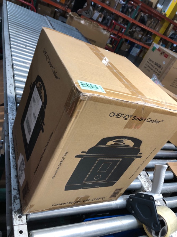 Photo 1 of ***FACTORY SEALED*** CHEF iQ Smart Pressure Cooker with WiFi and Built-in Scale - Easy-to-Use 10-in-1 Multicooker with 500+ Guided Recipes - Rice Cooker, Slow Cooker, Instant Meals for Foodies - 6 Quart - Family Size