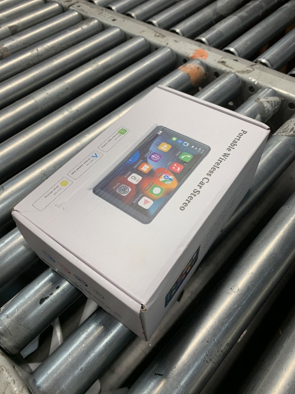 Photo 1 of ***(PARTS ONLY/ MINOR DAMAGE/ NON FUNCTIONAL)***VUKARUAL Wireless Apple Carplay and Android Auto Screen for Car, 7" HD Portable Touch Screen Car Stereo with Bluetooth, Backup Camera, Navigation, Mirror Link for All Vehicles
