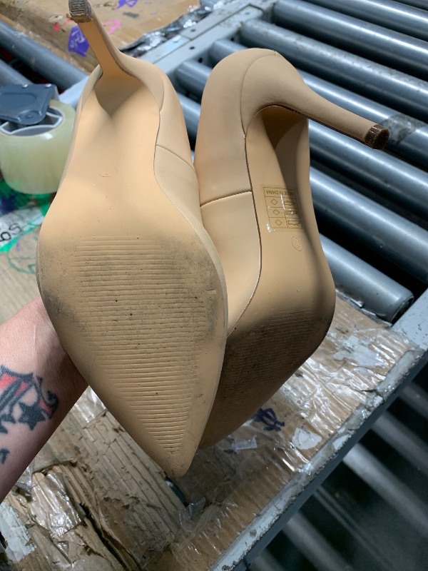 Photo 1 of ***(USED/ MINOR DAMAGE)***DREAM PAIRS Women's Closed Toe High Heels Dress Pointed Toe Wedding Pump Shoes,Size 9W,Nude-Nubuck