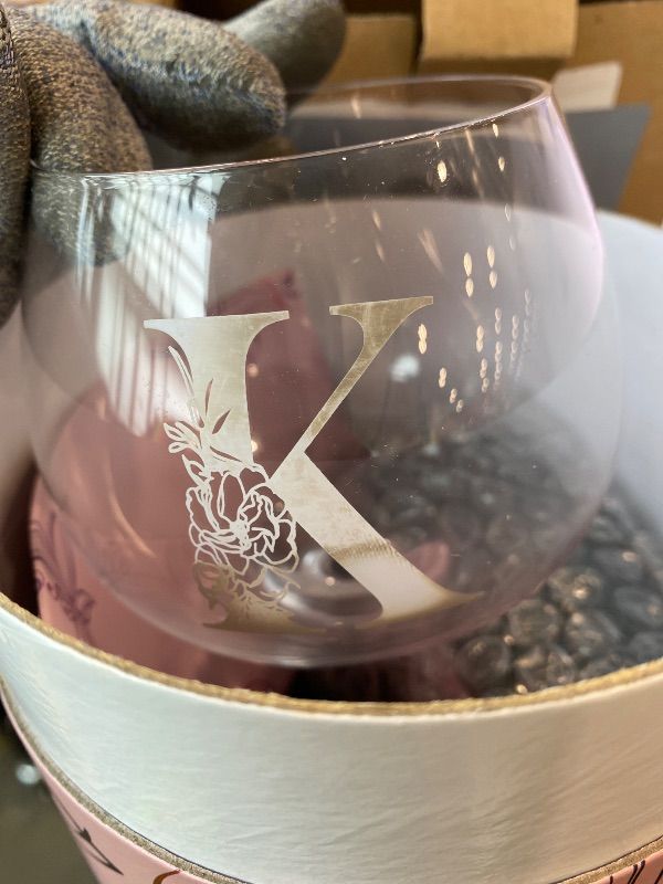 Photo 1 of *MINOR DAMAGE - USED*
Personalized Gifts for Women - Customized Gift A-Z Wine Glass, Unique Birthday Gifts for Women, Christmas Basket Gift for Her, Mom, Wife, Sister, Friend, Nurse?K?