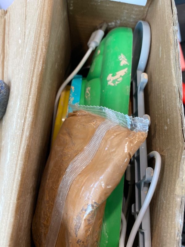 Photo 1 of *USED*
Pottery Wheel for Kids - Complete Pottery Painting Kit Arts and Crafts for Kids Ages 8-12 with 3 Pack Air Dry Clay Art Supplies Toys for Girls Boy Birthday Gift for 6 7 8 9 10 11 12+