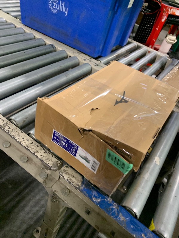 Photo 1 of *MINOR DAMAGE - USED*
Quicksilver Foot Secret men's shoes size 10.5