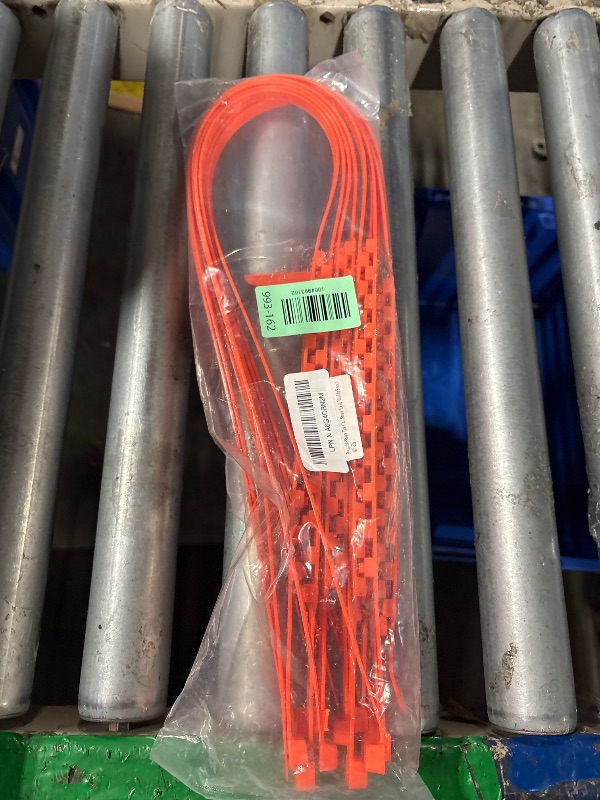 Photo 1 of 
Anti-Skid Snow Tire Chains, 2026 New Universal Emergency Traction Cables for Cars SUVs Trucks, Reusable Winter Safety Chains Snow Ice Mud - 145-295mm (20)