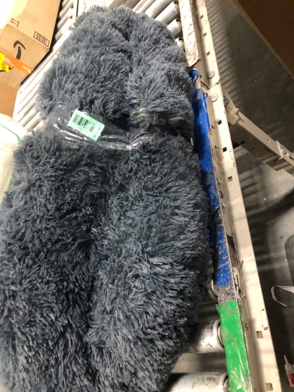 Photo 1 of ***SIMILAR***

Donut Dog Bed - Premium Comfort for Anxiety Relief - Fluffy & Calming Design with Ultra-Plush Support | Cozy Round Dog Bed with Super Soft Circle Style (Dark Grey, Small)