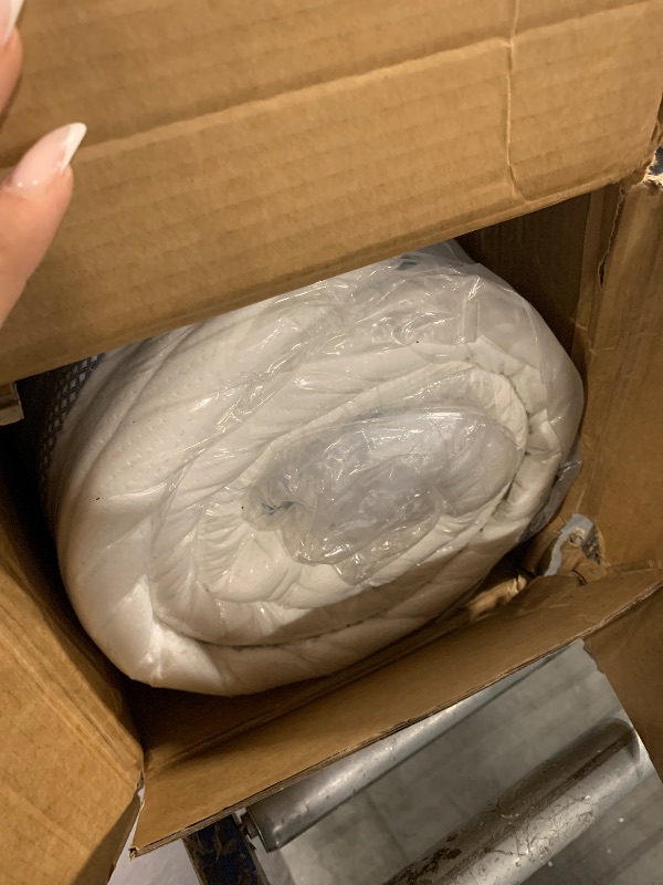 Photo 1 of *****FACTORY SEALED / NO RETURN ******* Madevos Full Size Mattress, 10 Inch Hybrid Mattress in a Box, Memory Foam and Individual Pocket Springs, Fiberglass Free, Soft and Breathable, Medium Firm Feel