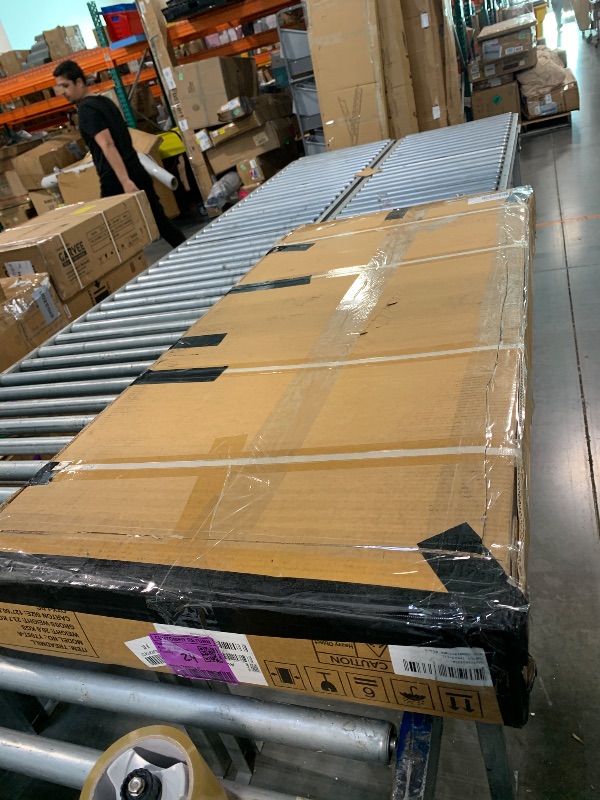 Photo 1 of *USED*
THERUN Walking Pad, 2 in 1 Foldable Treadmills for Home, 2.5HP Under Desk with Handle Bar, 16" Widened Running Belt, with Remote Control