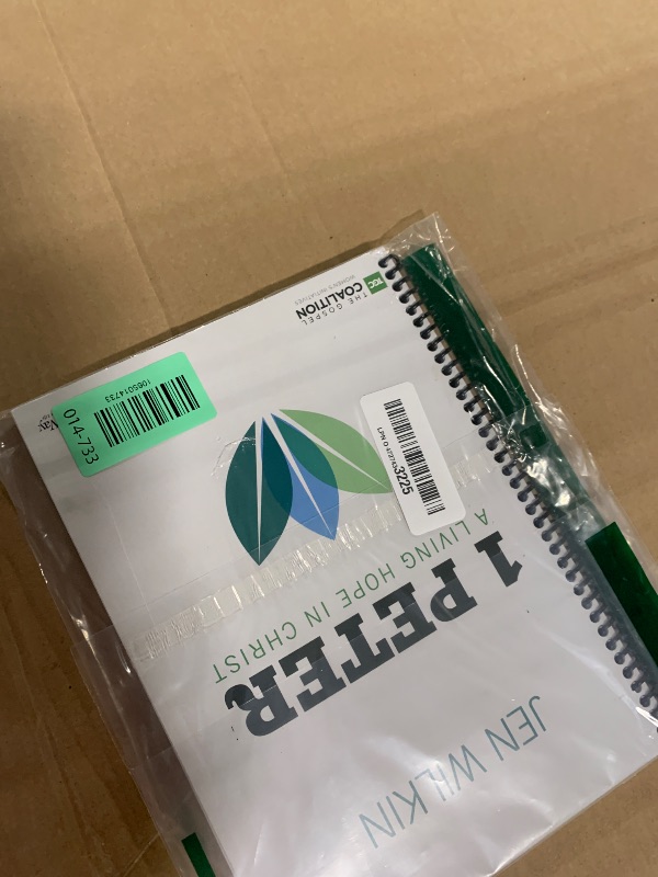 Photo 1 of 1 Peter: A Living Hope in Christ - Bible Study Book