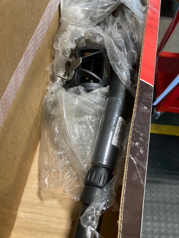 Photo 1 of *MINOR DAMAGE - USED*
PENN 7' Squall II Lever Drag Fishing Rod & Size 60 Reel Combo, Heavy Power, Fast Action, Right Handle Position, Full Graphite Body and Sideplate Construction