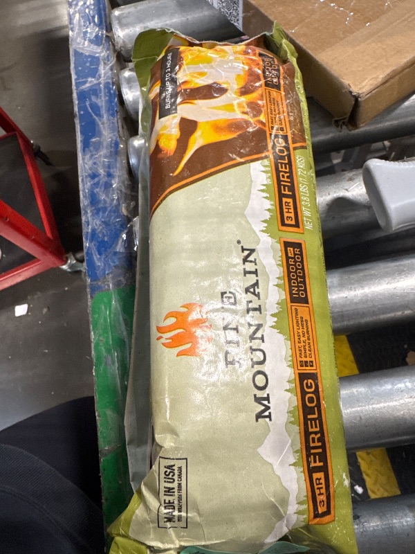 Photo 1 of 1 pcs Pine Mountain 100% Natural Classic Firelog, 3-Hour Burn Time, 6 Logs, Green
