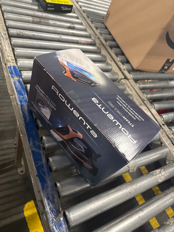 Photo 1 of *USED*
Rowenta Iron Steam Force Pro Steam Iron for Clothes, 1850 Watts, 5 Presets Smart Screen, Stainless Steel Soleplate, High-Efficiency Handheld Ironing, Black Copper, DW9580