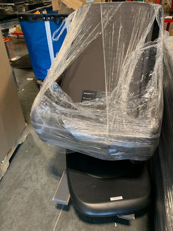 Photo 1 of **SOLD FOR PARTS** **UNTESTED** **NO REFUNDS** **NO RETURNS** **FINAL SALE**  MASSAGE CHAIR