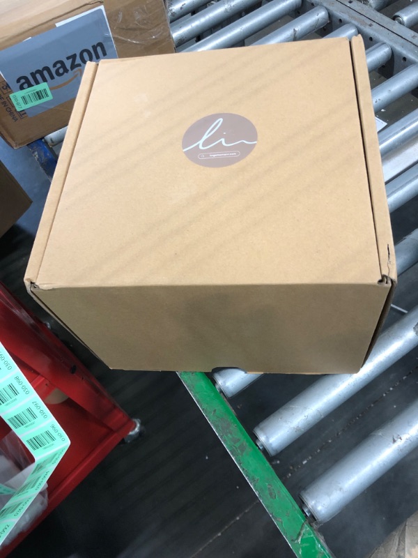 Photo 1 of *USED*
Ling's Moment 13 Inch Artificial Wedding Bouquets for Bride Bridal Bouquet Bridesmaid Bouquet Tossing Bouquet for Wedding Ceremony Anniversary Bridal Shower