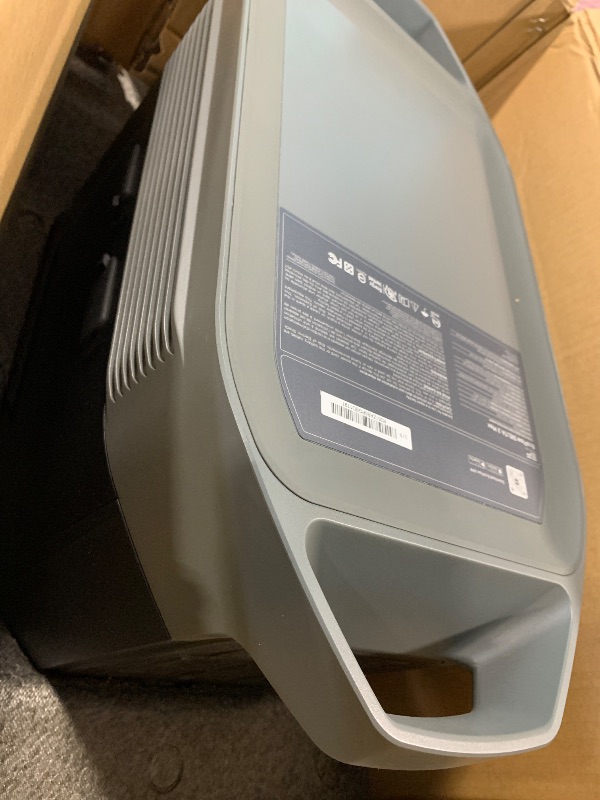 Photo 1 of ***SIMILAR ITEM** **SEE PICTURES FOR MORE SPECIFICATIONS** EF ECOFLOW Portable Power Station 3600Wh DELTA Pro, 120V AC Outlets x 5, 3600W, 2.7H Fast Charge, Lifepo4 Power Station, Solar Generator for Home Use, Power Outage, Camping, RV, Emergencies