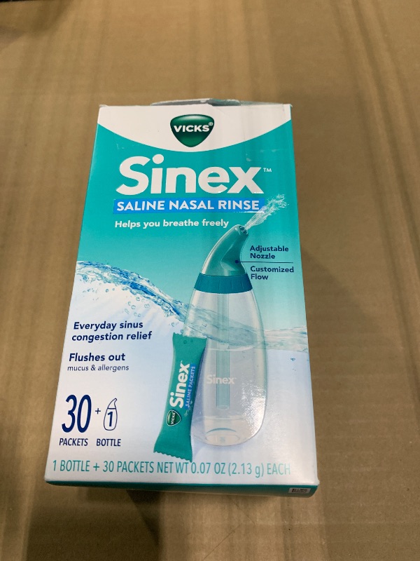 Photo 1 of *** ONLY BOTTLE *** Vicks Sinex Saline Nasal Rinse Starter Kit, Drug Free Saline, Flush Out Mucus and Allergens, Fast & Effective Relief for Everyday Congestion from Sinus & Allergy, 1 Bottle + 30 Refill Packets