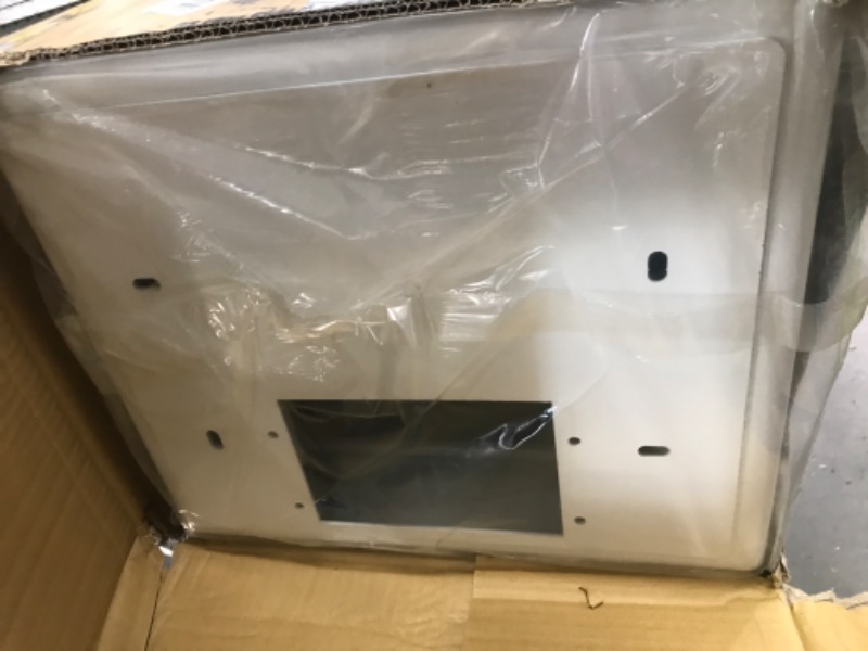 Photo 1 of ****Bottom half only******
JET 14-Inch Woodworking Band Saw, 1 HP, 115/230V 1Ph (JWBS-14CS)