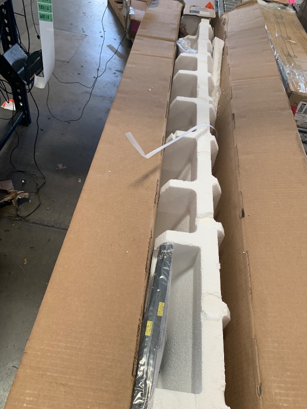 Photo 1 of ====== SEE NOTES==== Samsung 70-Inch Class Crystal UHD U8000F 4K Smart TV (2025 Model) Endless Free Content, Crystal Processor 4K, MetalStream Design, Knox Security, Alexa Built-in