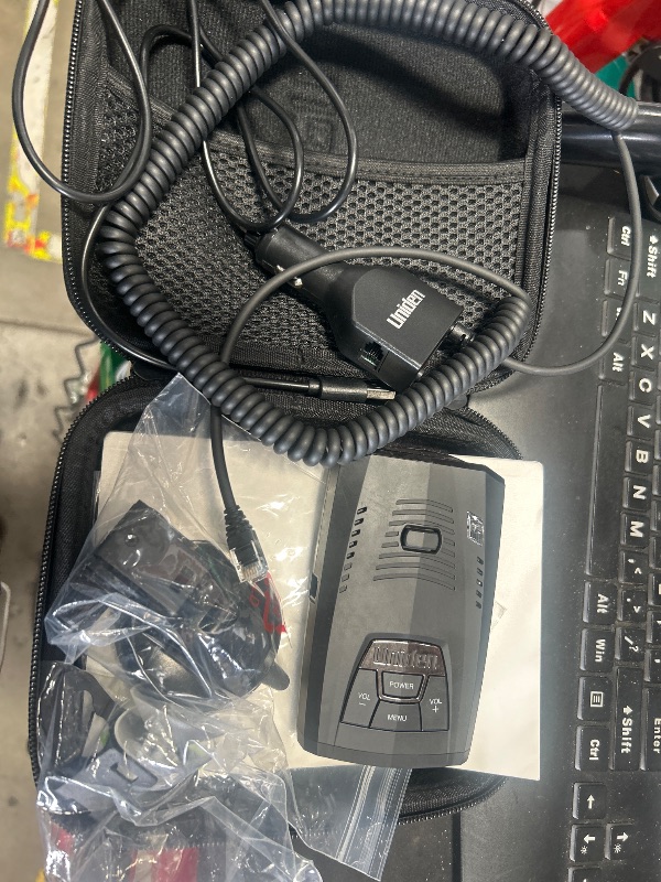 Photo 1 of ***PARTS ONLY*** ***NONFUNCTIONAL*** UNIDEN R4 Extreme Long-Range Laser/Radar Detector, Record Shattering Performance, Built-in GPS w/AUTO Mute Memory, Voice Alerts, Red Light & Speed Camera Alerts, Multi-Color OLED Display, Black