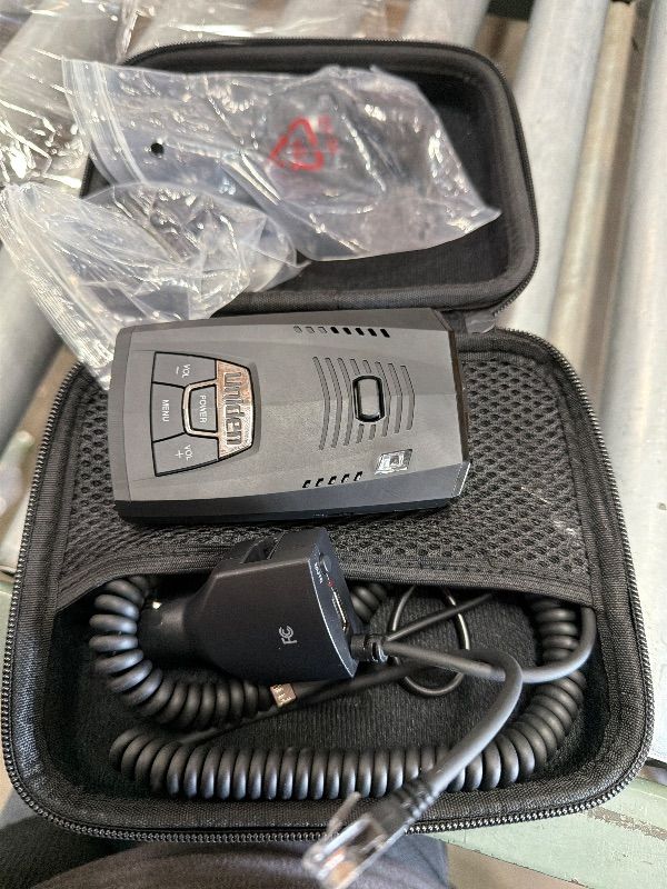 Photo 1 of ***PARTS ONLY*** ***NONFUNCTIONAL*** UNIDEN R4 Extreme Long-Range Laser/Radar Detector, Record Shattering Performance, Built-in GPS w/AUTO Mute Memory, Voice Alerts, Red Light & Speed Camera Alerts, Multi-Color OLED Display, Black