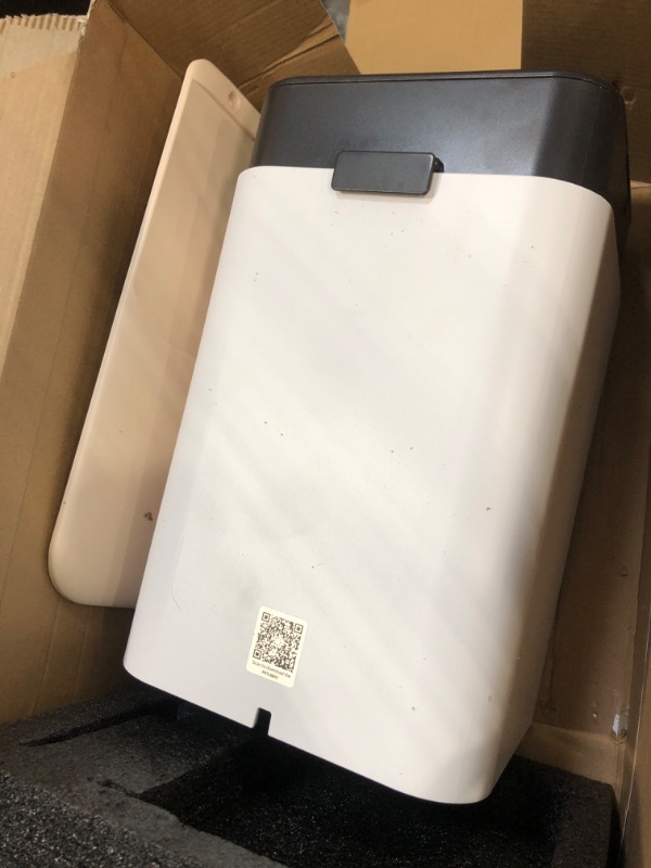 Photo 1 of ***PARTS ONLY***PETLIBRO RFID Automatic Cat Feeder, Collar Tag-Activated Personalized Meals, 5G&2.4G Wi-Fi Programmable Cat Food Dispenser with Cats Recognition & Diet Tracking for Multi-Pet Homes and Different Diets