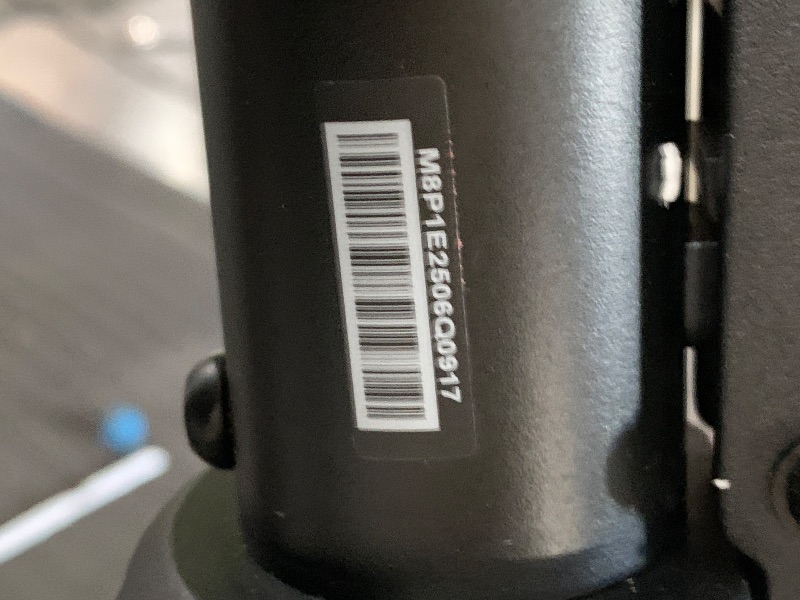 Photo 1 of **PARTS ONLY/ SEE NOTES** Segway Ninebot Max G3 Electric Scooter, 28 mph Top Speed w/ 50 Miles Max Range, 2000W Peak Motor, Dual Hydraulic Suspension, Fast Charging Scooter for Adults and Teens, UL-2272 2271 Certified