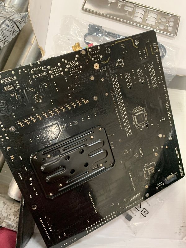 View 2 of ***MISSING HARDWARE*** MSI PRO B850-P WiFi Motherboard, ATX - Supports AMD Ryzen 9000/8000 / 7000 Processors, AM5 - DDR5 Memory Boost (8200+ MT/s OC), PCIe 5.0 x16 & 4.0 x16, M.2 Gen5, Wi-Fi 7, 5G LAN