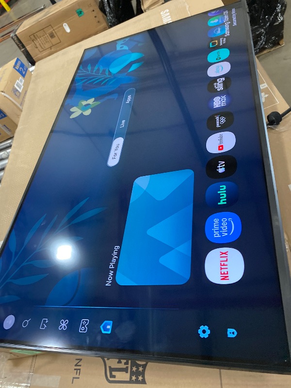 Photo 1 of ***********HAS SOME DEAD PIXELS IN THE MIDDLE OF THE SCREEN*******************
Samsung 43-Inch Class QLED Q8F 4K UHD Smart TV (2025 Model) Q4 AI Processor, 100% Color Volume with Quantum Dot, AirSlim Design, Endless Free Content, Samsung Vision AI, Alexa