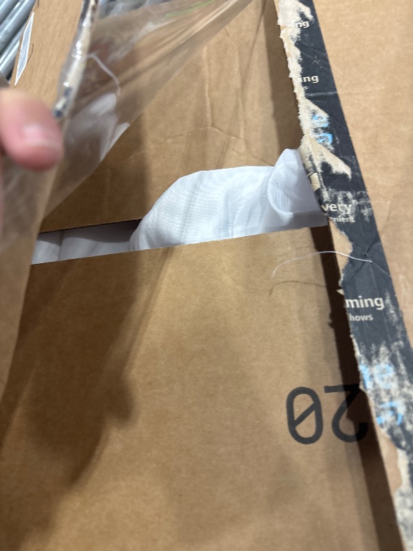 Photo 1 of 10 Pack White Round Tablecloths, 120 Inch Stain Resistant and Wrinkle Polyester Fabric Washable Table Clothes Cover for Kitchen Dining, Wedding, Reception Banquet, Birthday Party, Buffet Restaurant