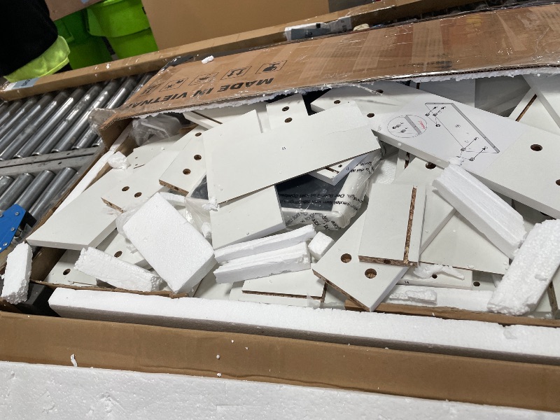 Photo 1 of  coffee/end table 