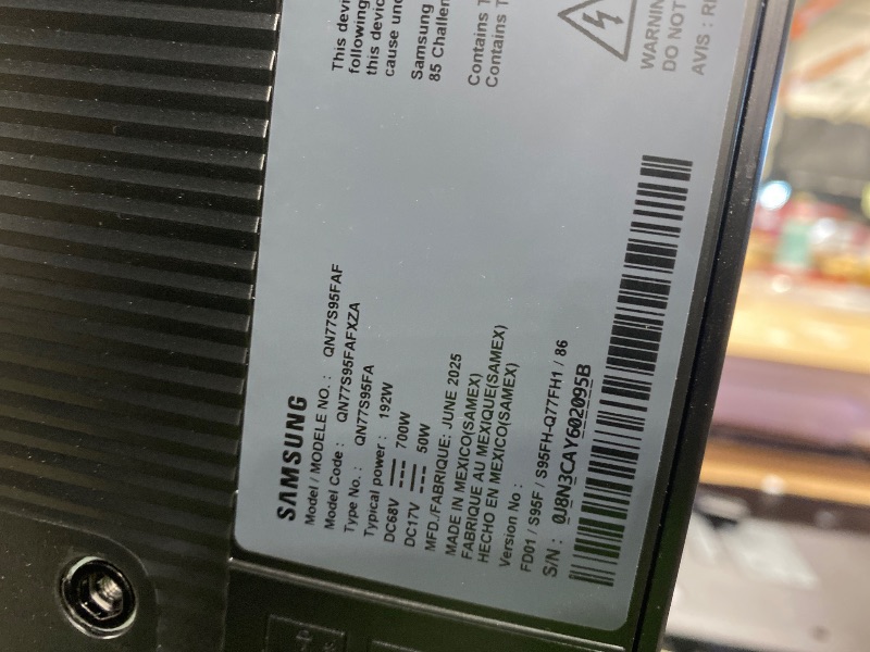 Photo 1 of ****PARTS ONLY!!!****
(scratches, used as parts//) SAMSUNG 77-Inch Class OLED S95F 4K Glare Free Smart TV (2025 Model) NQ4 AI Gen3 Processor, OLED HDR Pro, Motion Xcelerator 164Hz, Dolby Atmos, Samsung Vision AI, Alexa Built-in
