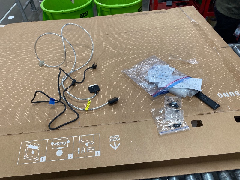 Photo 1 of ****PARTS ONLY!!!****
(scratches, used as parts//) SAMSUNG 77-Inch Class OLED S95F 4K Glare Free Smart TV (2025 Model) NQ4 AI Gen3 Processor, OLED HDR Pro, Motion Xcelerator 164Hz, Dolby Atmos, Samsung Vision AI, Alexa Built-in